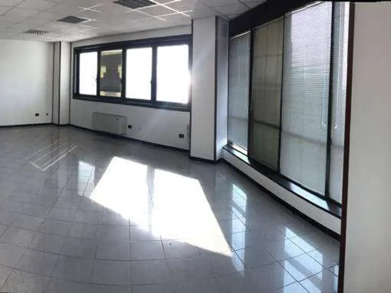 Ufficio in , Marmirolo, {3} - Foto 2