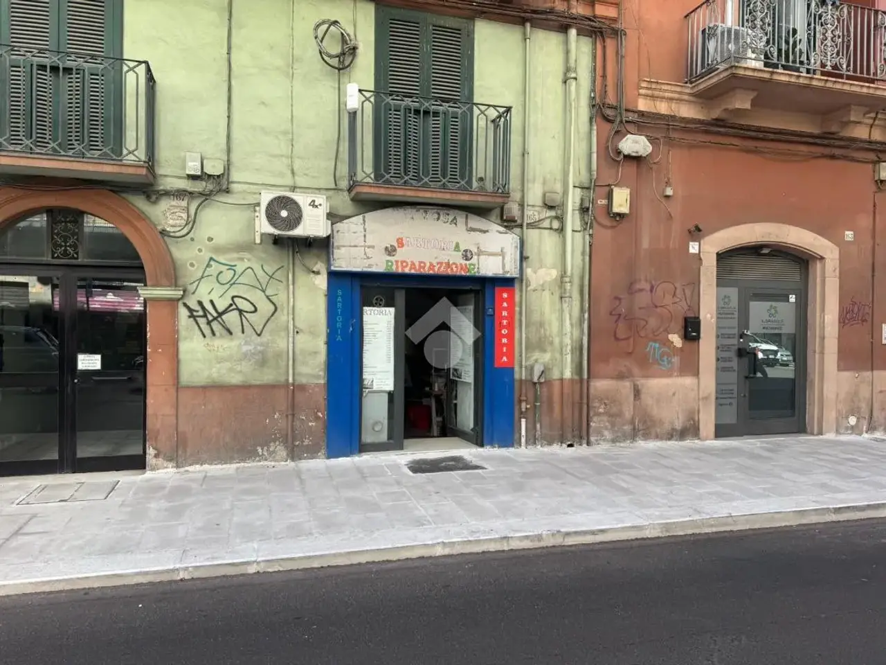 Negozio in Via Quintino Sella 165, Bari, {3} - Foto 2