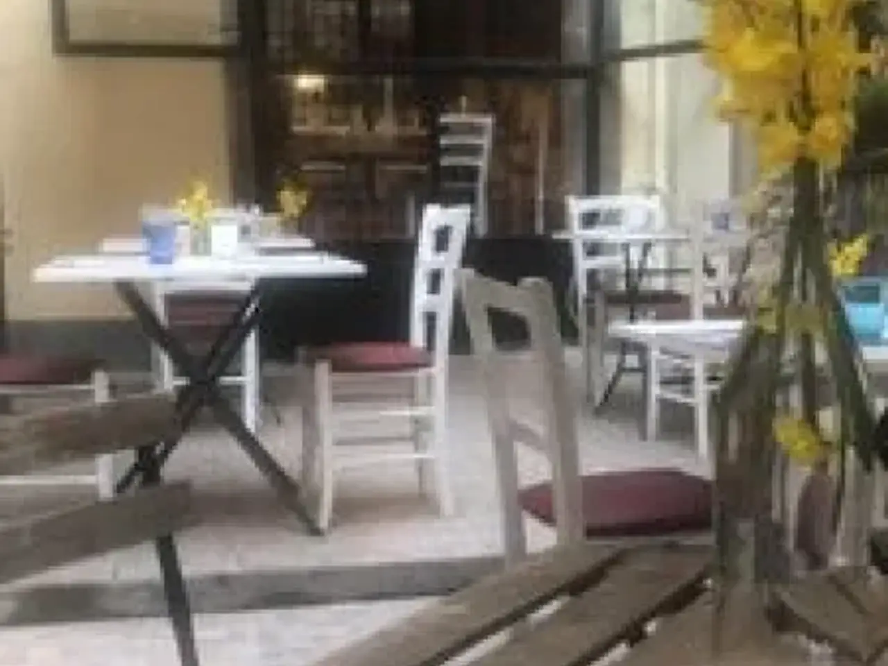 Negozio in Via Aurelio Saffi, Viterbo, {3} - Foto 1