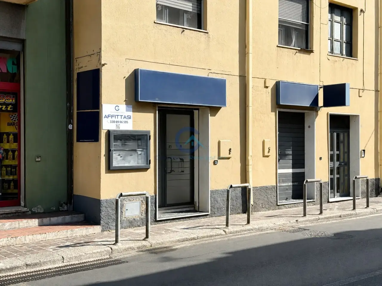 Negozio in Via Corace 14, Catanzaro, {3} - Foto 1