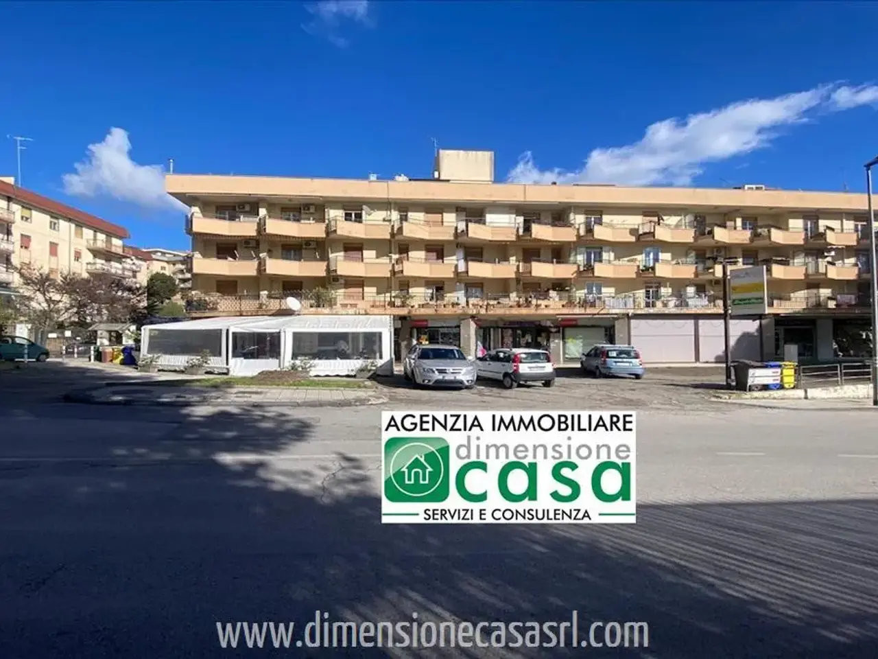 Locale commerciale in Via Borremans 21, Caltanissetta, {3} - Foto 1