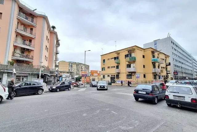 Office in Via Diocleziano , Napoli - Photo 1