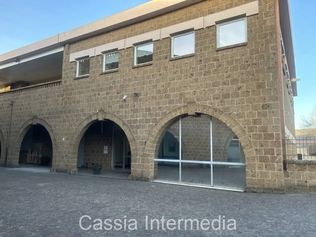 Negozio in Via Petrarca Snc, Civita Castellana, {3} - Foto 1