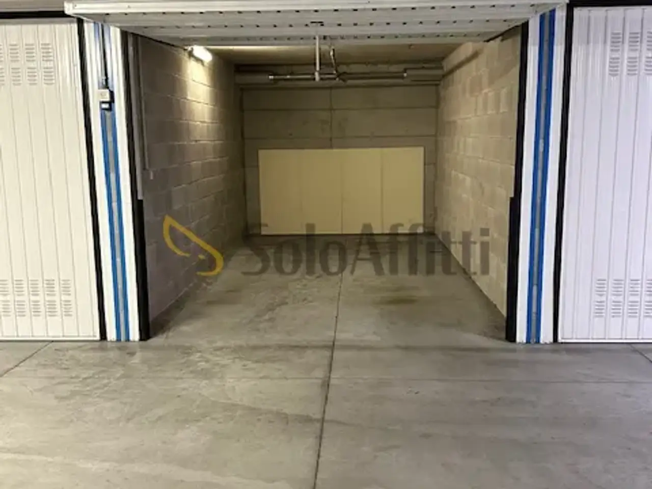 Parcheggio chiuso in Via del Teatro Romano 16, Trieste, {3} - Foto 1