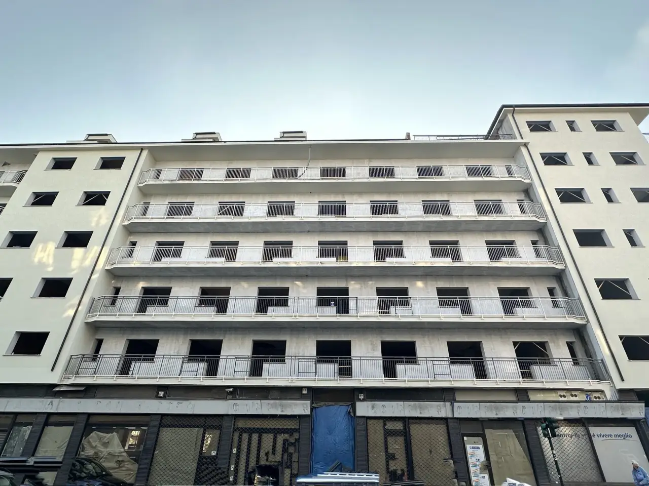 Negozio in Piazza Bengasi, Torino, {3} - Foto 2