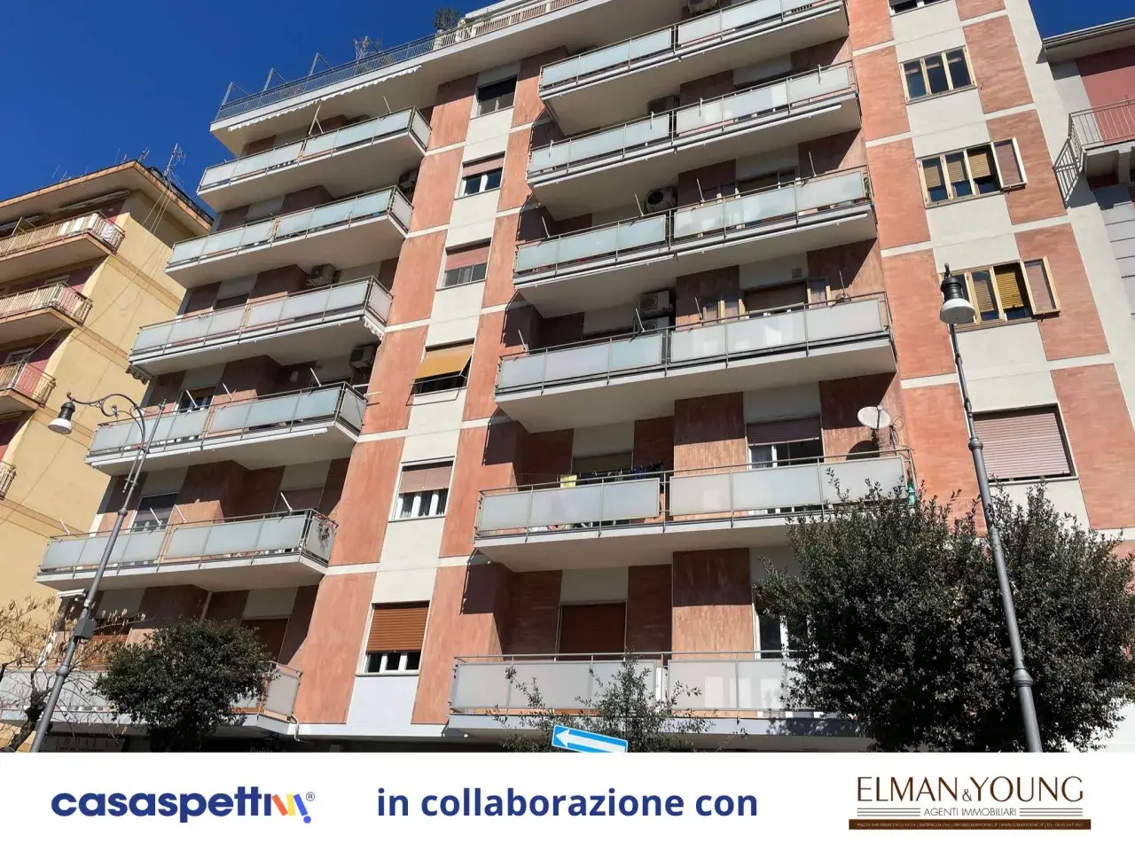 Negozio in Via Torrione, 113, Salerno, {3} - Foto 1