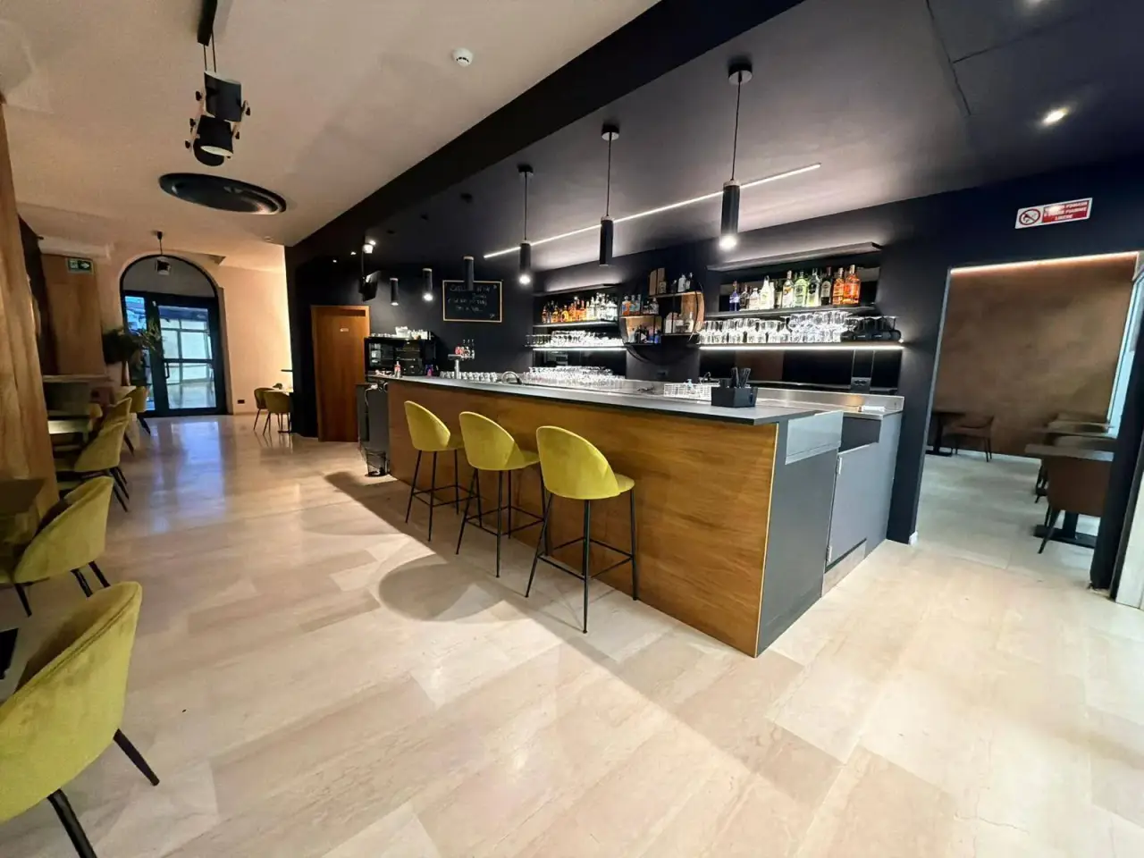Bar in , San Giovanni Lupatoto, {3} - Foto 1