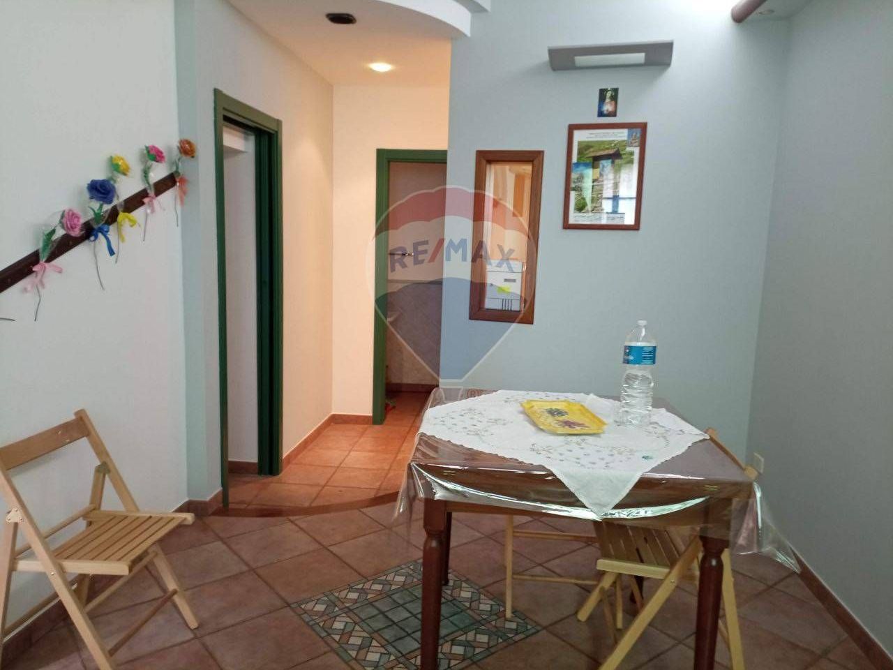 Negozio in C.So Paolo Agliata 121, Petralia Sottana, {3} - Foto 2