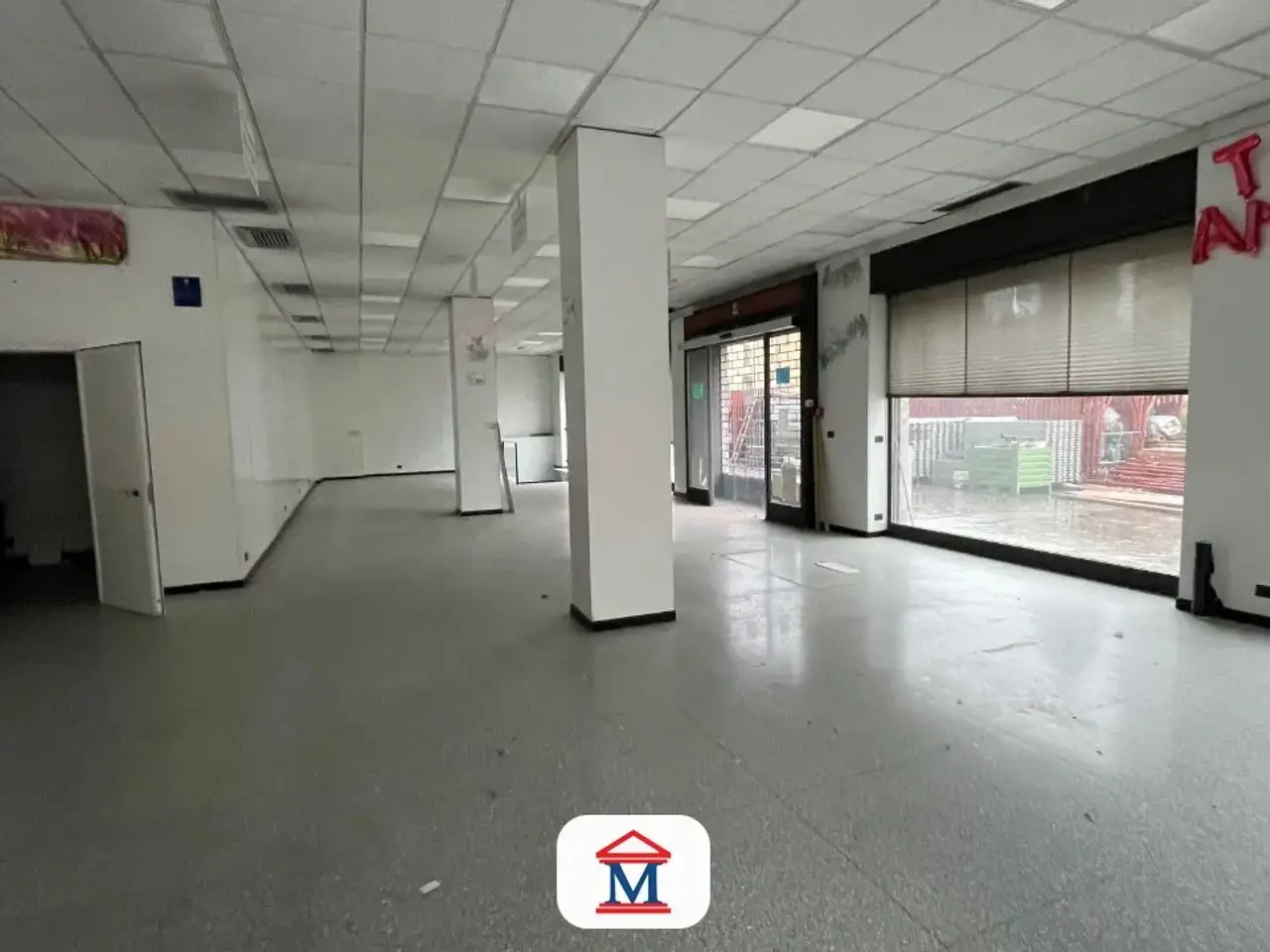 Negozio in , Bergamo, {3} - Foto 1