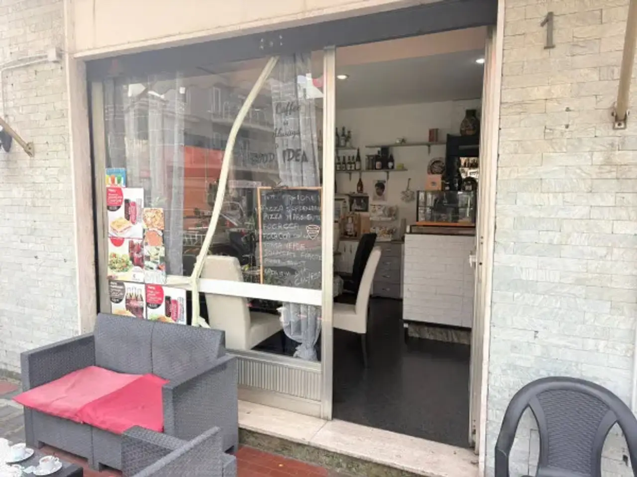 Negozio in Via Vittorio Emanuele II 284, Bordighera, {3} - Foto 1