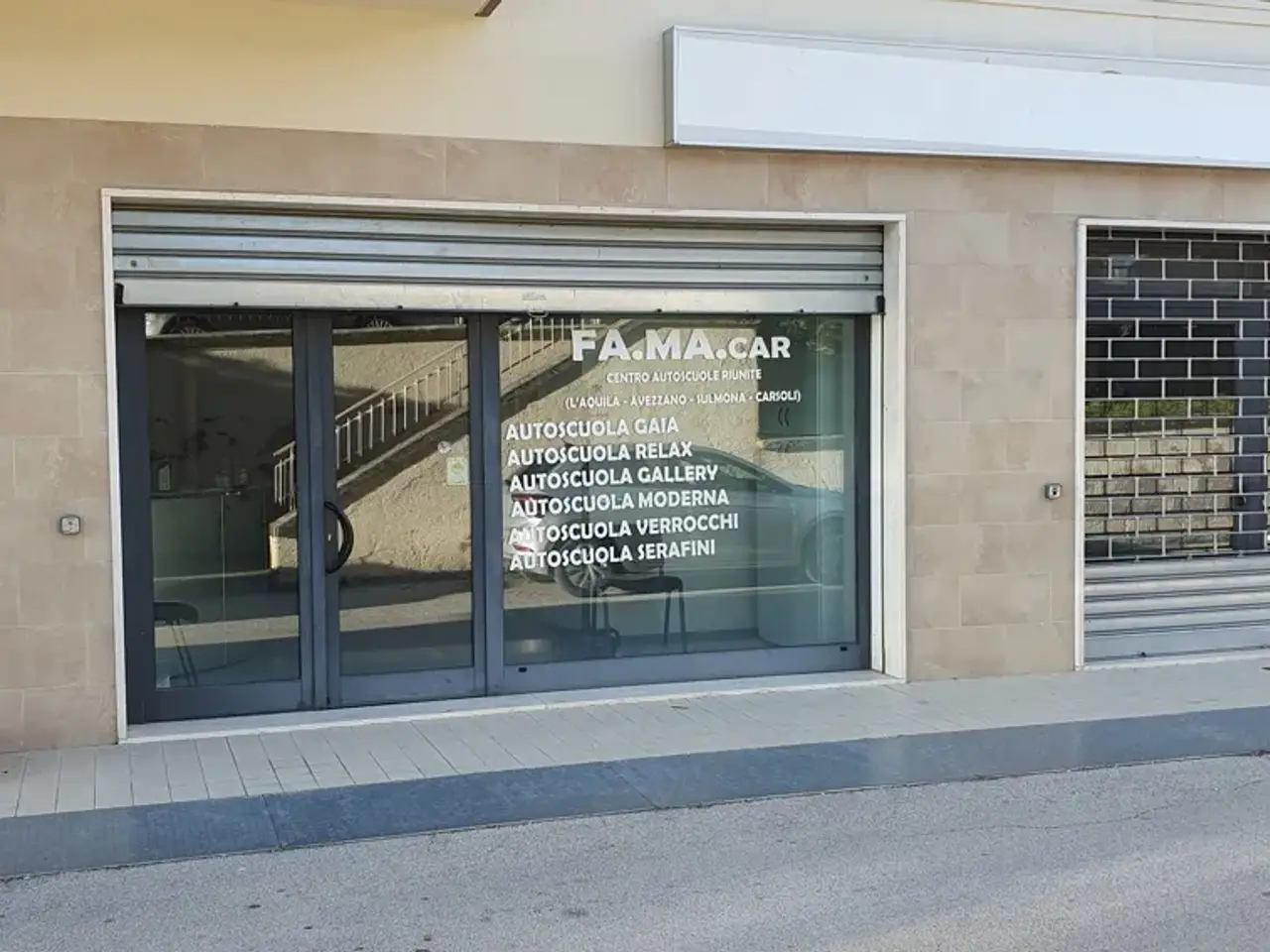 Negozio in Via Ugo Piccinini 14, L'Aquila, {3} - Foto 2