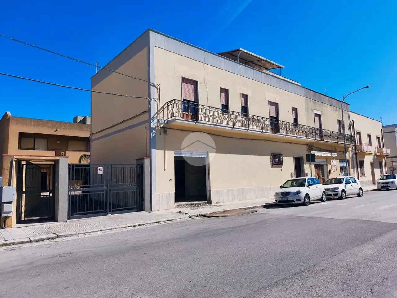 Magazzino in Via Marsala 74, Trapani, {3} - Foto 2