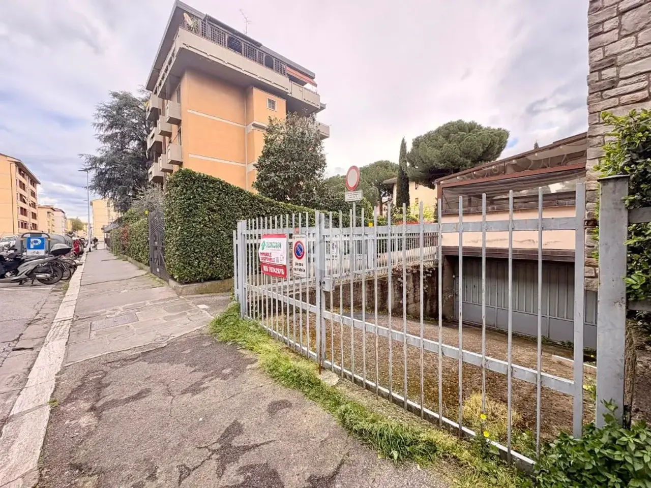 Magazzino in Via Libero Andreotti 61, Firenze, {3} - Foto 2