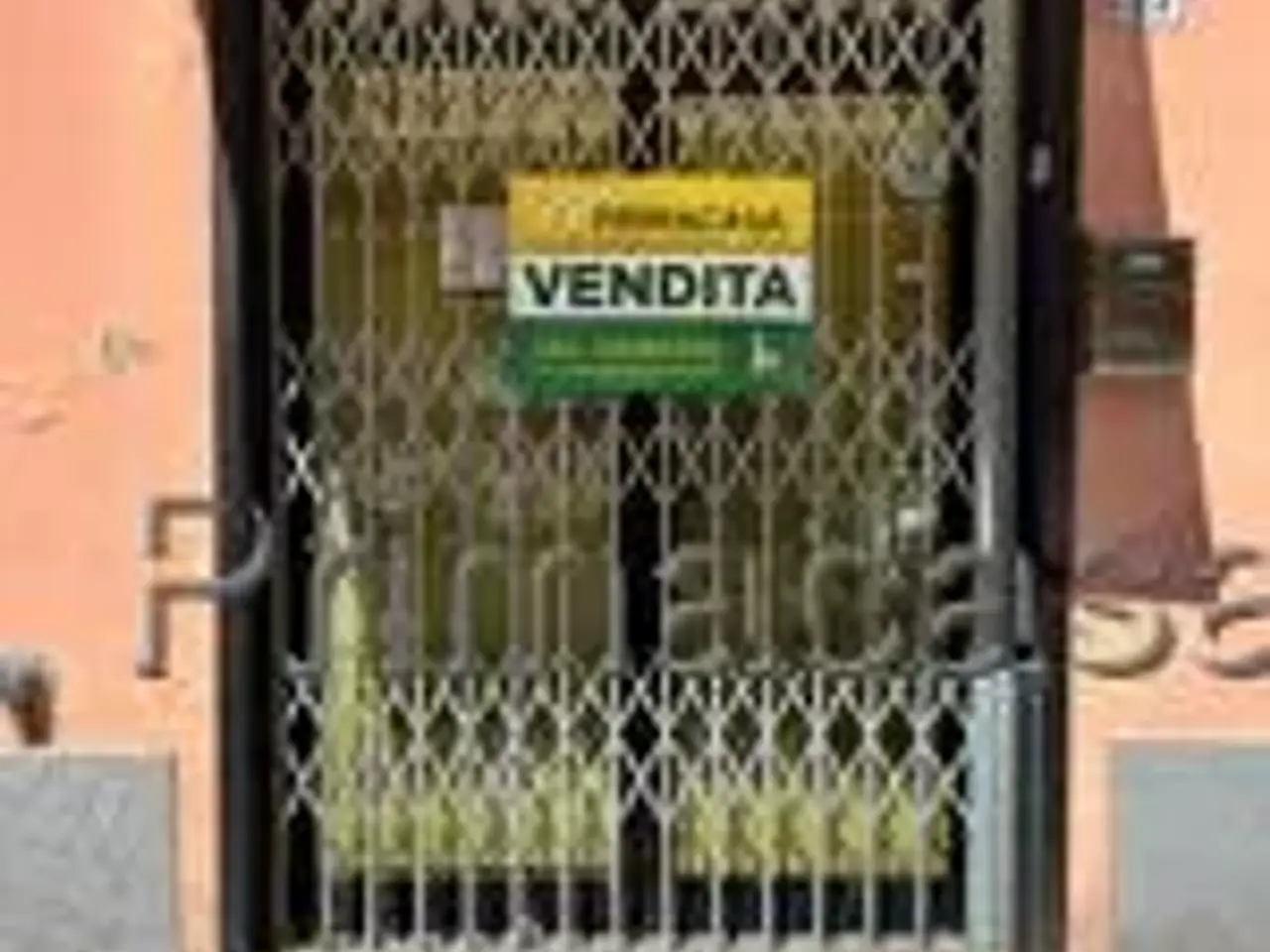 Negozio in Via dei Mille 22/24, Campogalliano, {3} - Foto 1