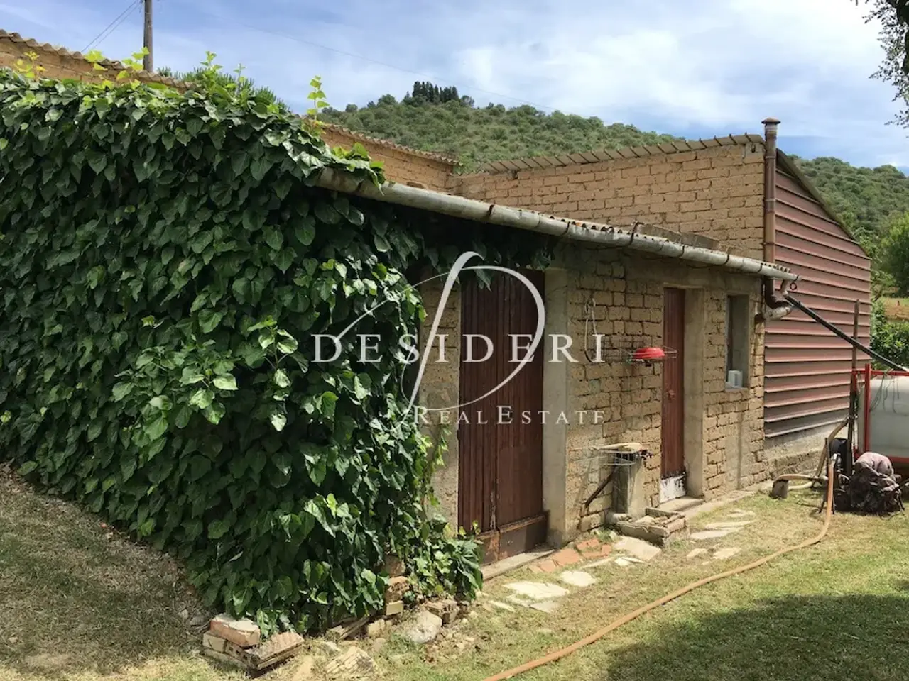 Azienda agricola in Località Podere Santa Giovanna d'Arco 58044 Cinigiano, Cinigiano, {3} - Foto 2