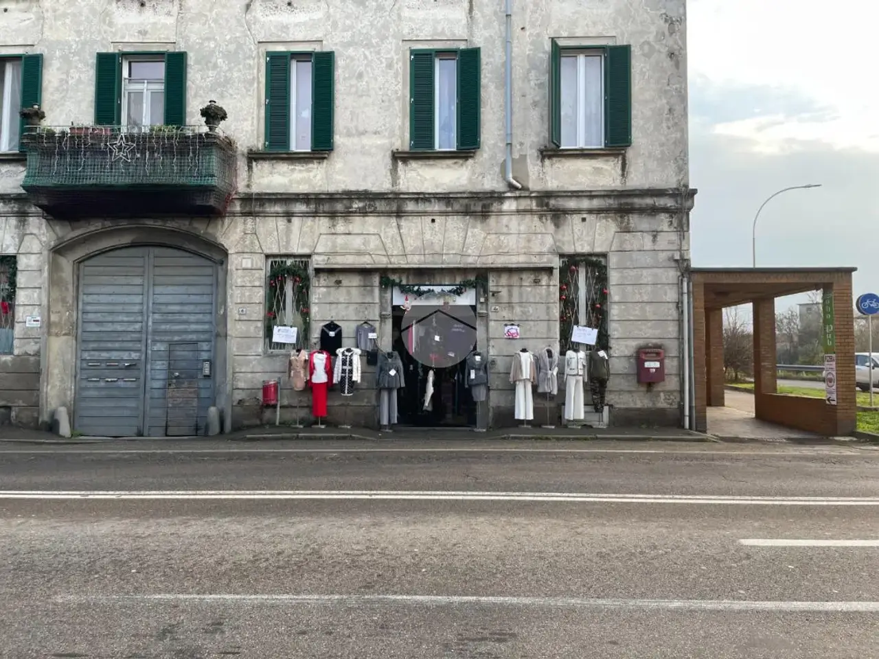 Negozio in Via Giacomo De Medici 4, Magenta, {3} - Foto 1