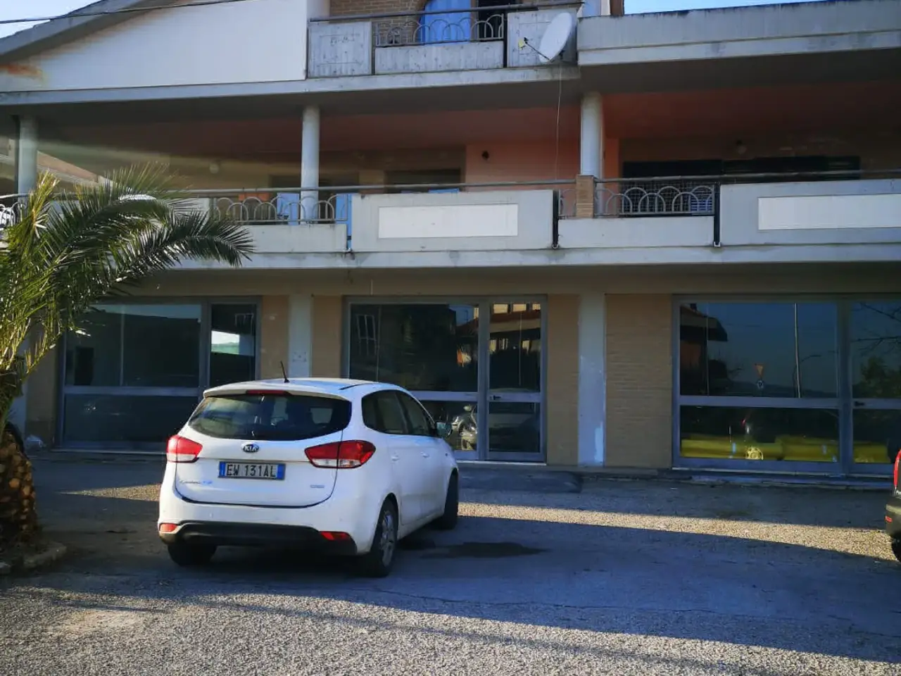 Immobile commerciale in Via Grasceta, San Salvo, {3} - Foto 1