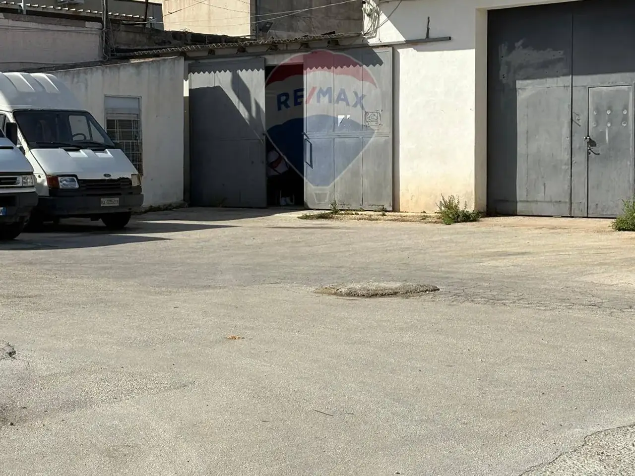 Negozio in Via Necropoli del Fusco, Siracusa, {3} - Foto 2