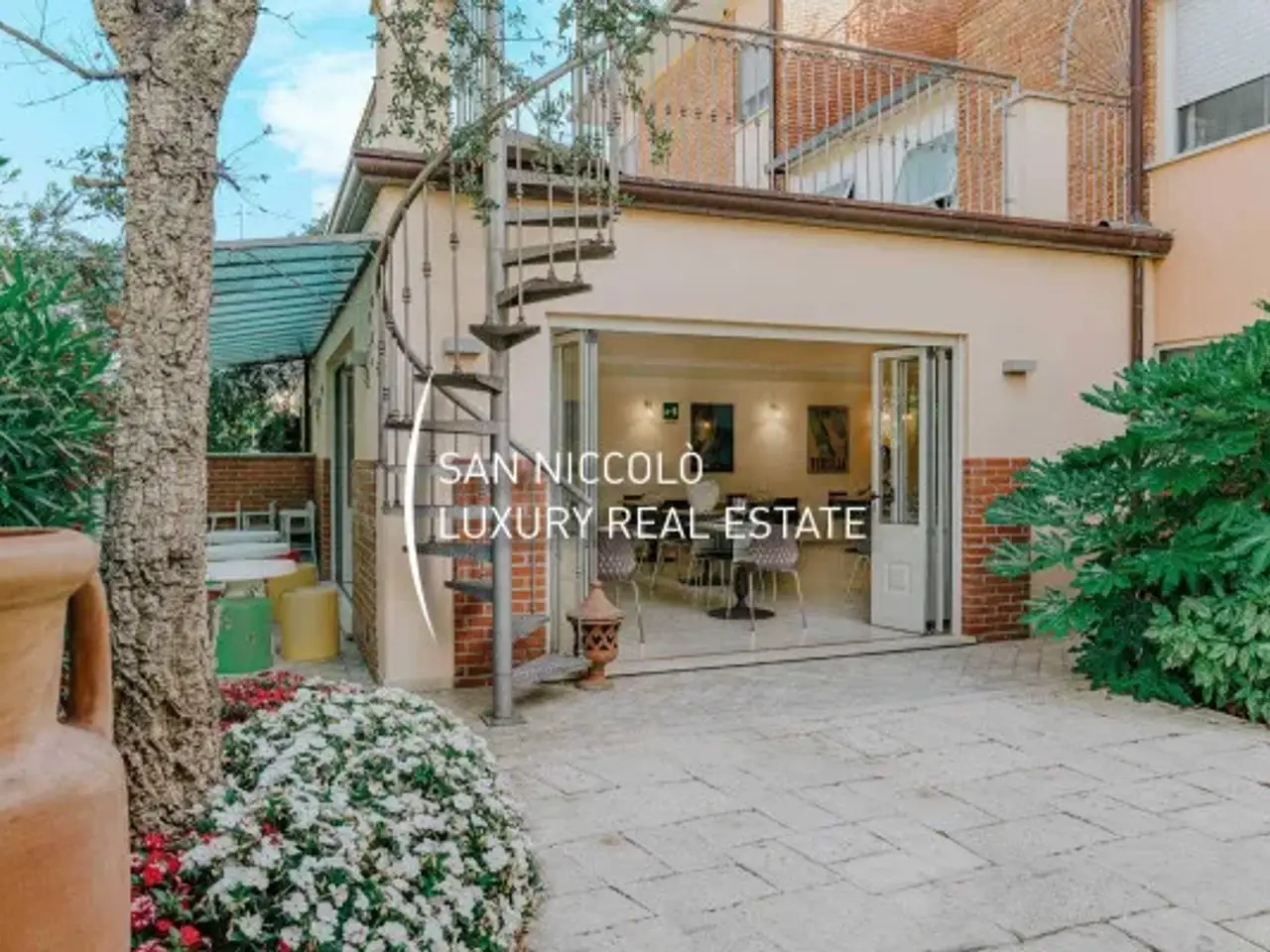Negozio in Via Benedetto Croce, Forte Dei Marmi, {3} - Foto 1