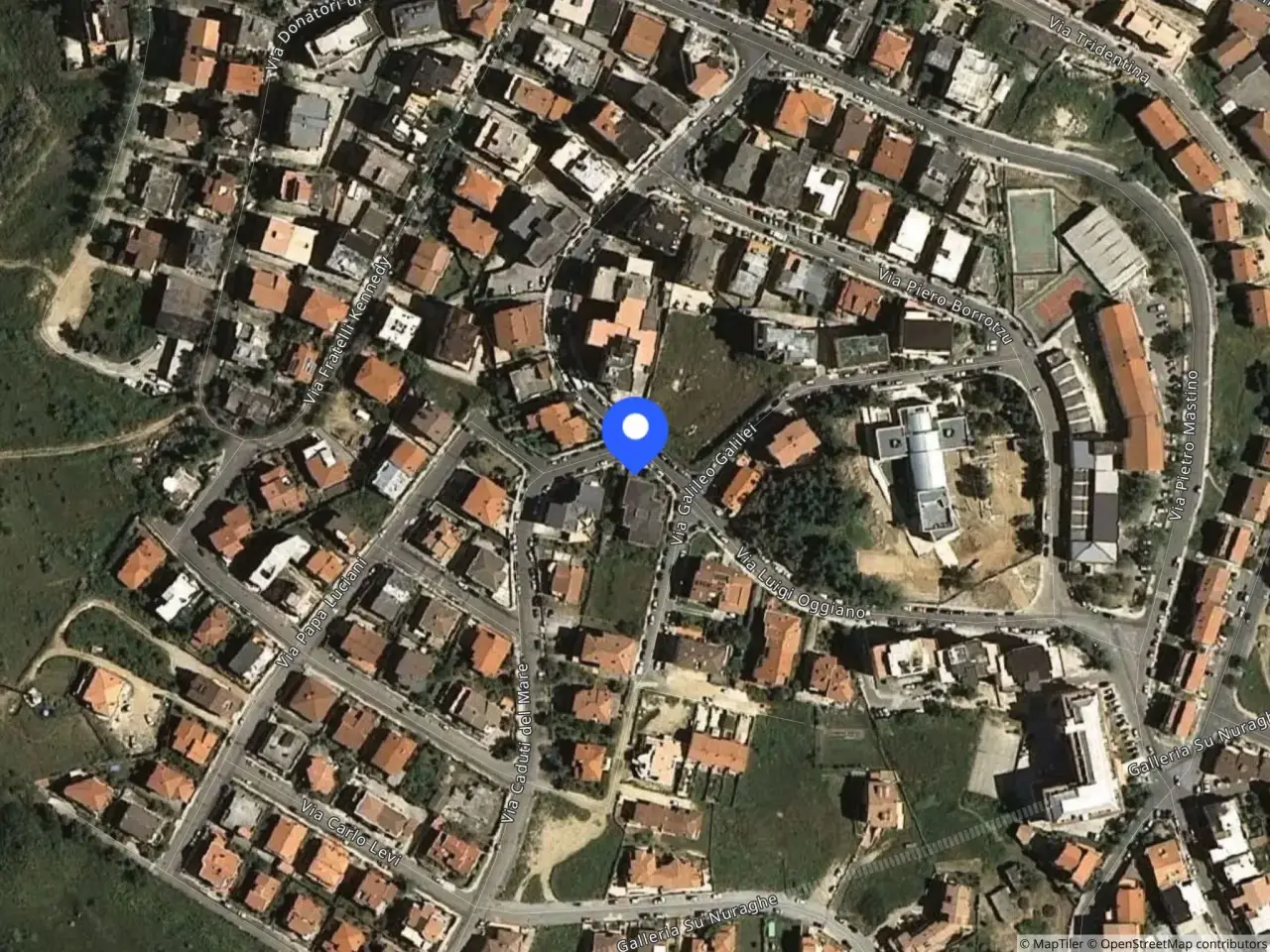 Autorimessa in Via Luigi Oggiano 48 48, Nuoro, {3} - Foto 2