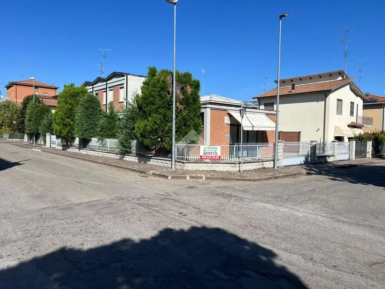 Laboratorio in Via Monte Bianco 10, Carpi, {3} - Foto 2