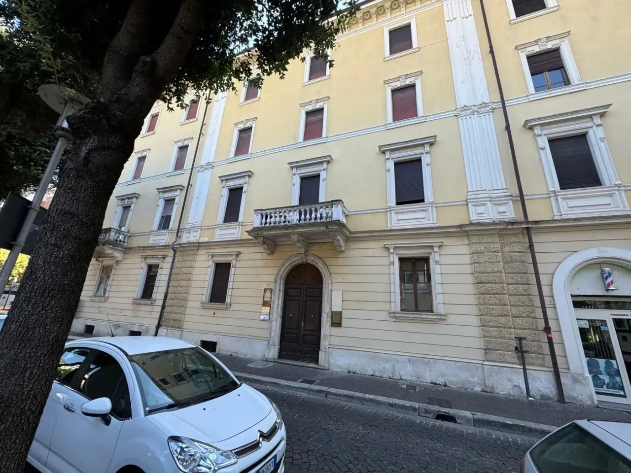 Ufficio in Ufficio a Piazza Tacito, Terni, {3} - Foto 1