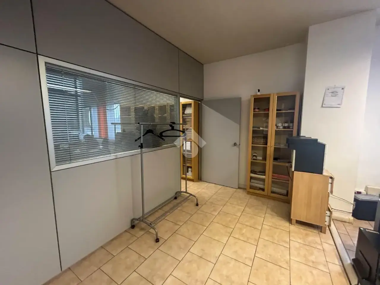 Ufficio in Via Damiano Chiesa 22, Vimercate, {3} - Foto 2
