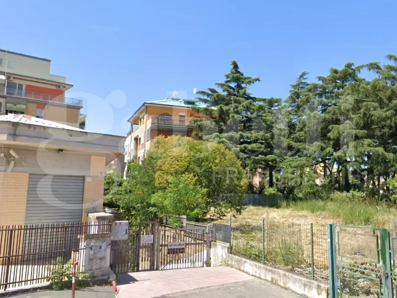 Magazzino in Via Antonio Sogliano  135, Roma, {3} - Foto 1