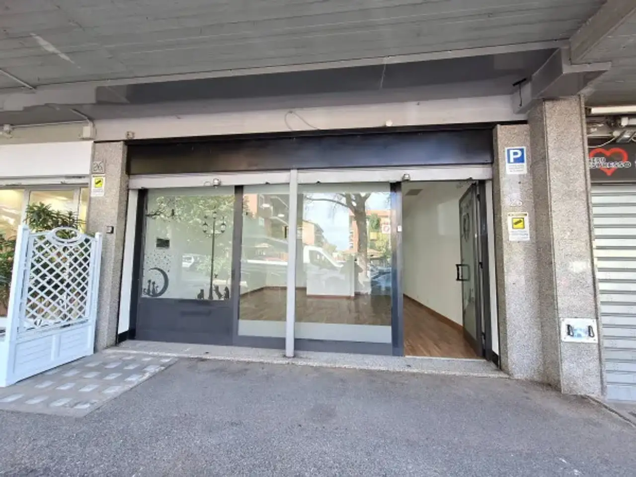 Negozio in Via Monasterace, Roma, {3} - Foto 1