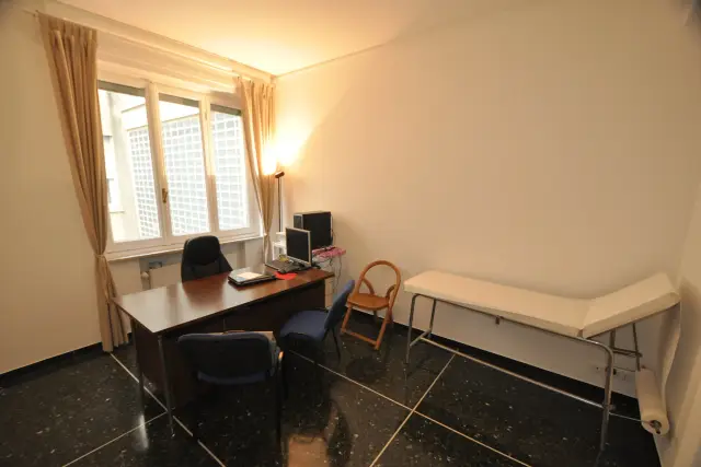 Office in Via XX Settembre, Genova - Photo 1