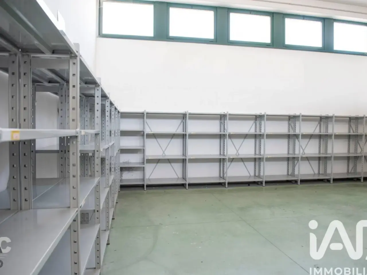 Magazzino in Via Primo Maggio 16, Ancona, {3} - Foto 2