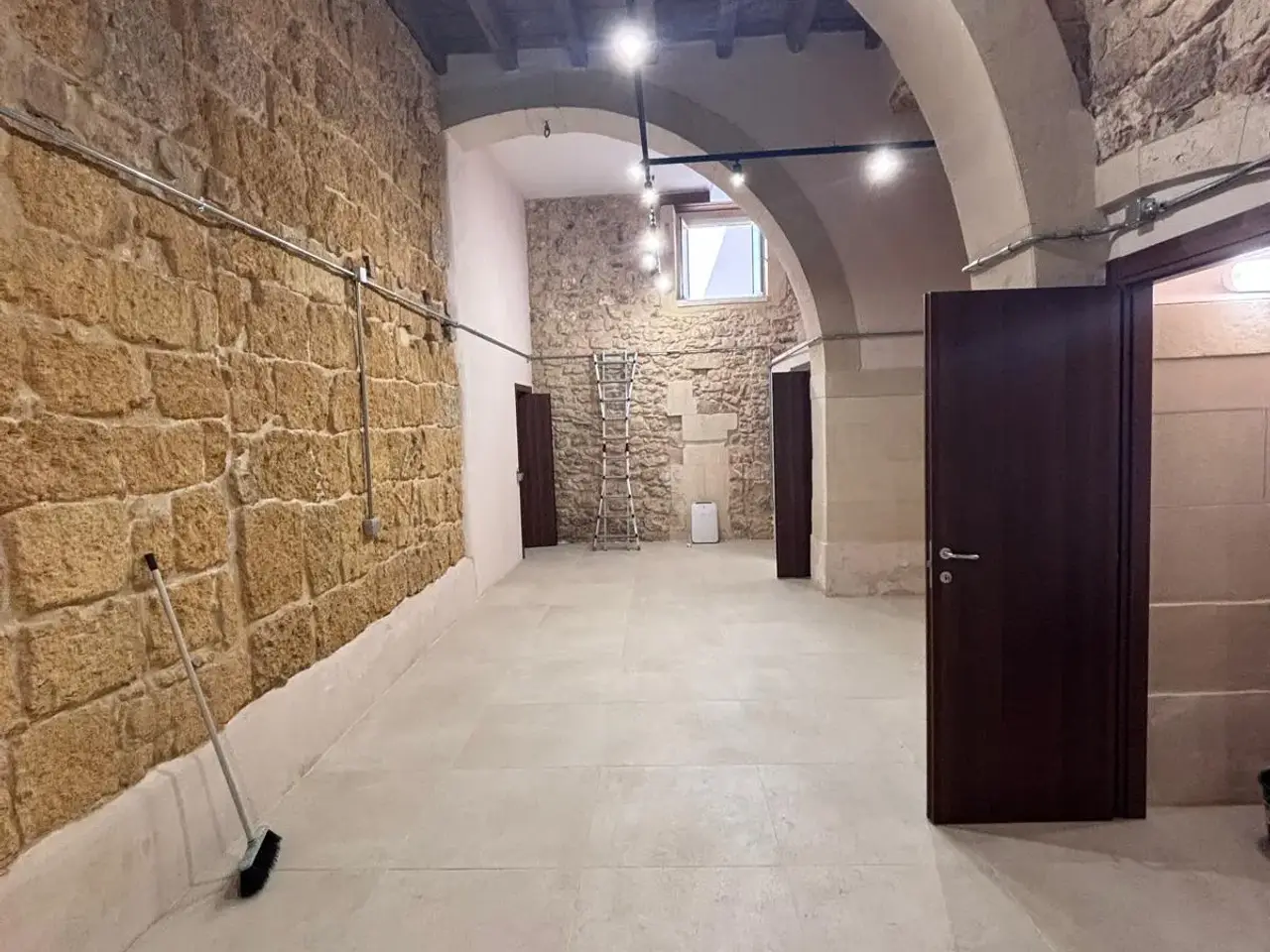 Palazzina commerciale in , Siracusa, {3} - Foto 2