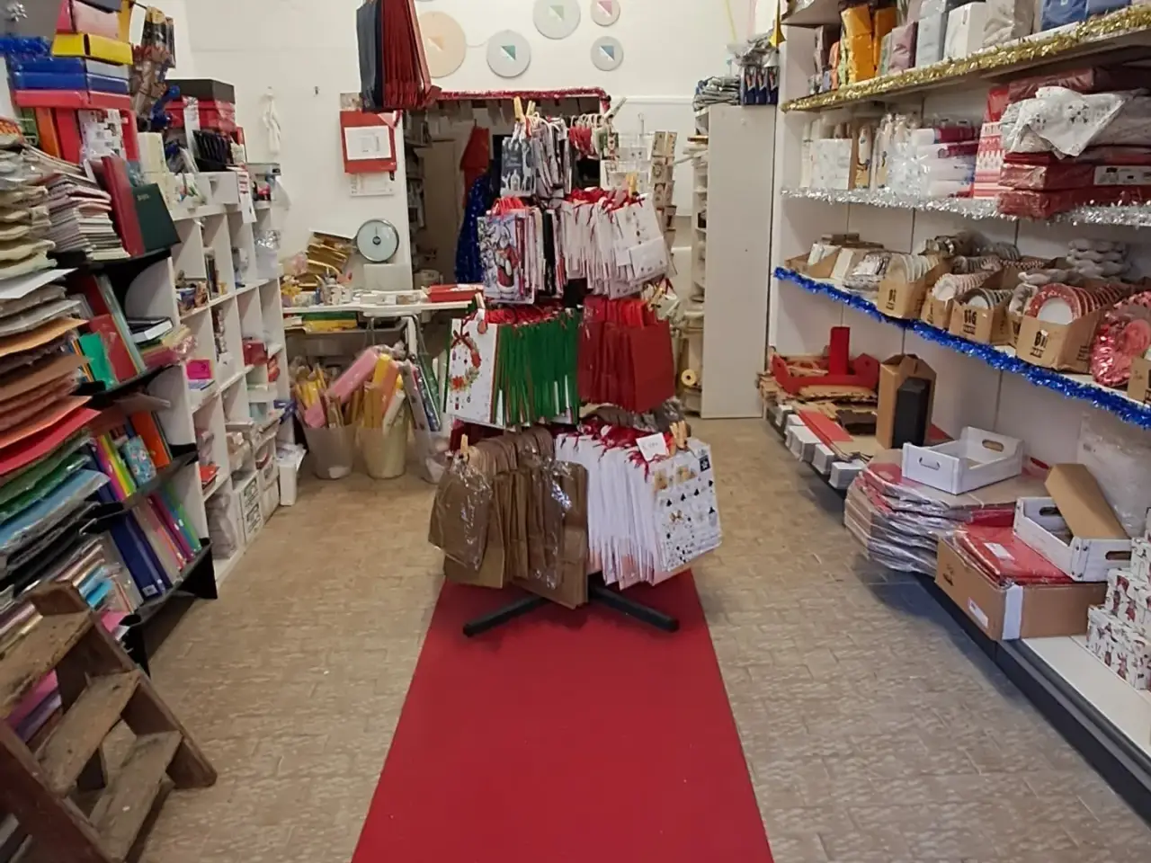 Magazzino in , Savona, {3} - Foto 1