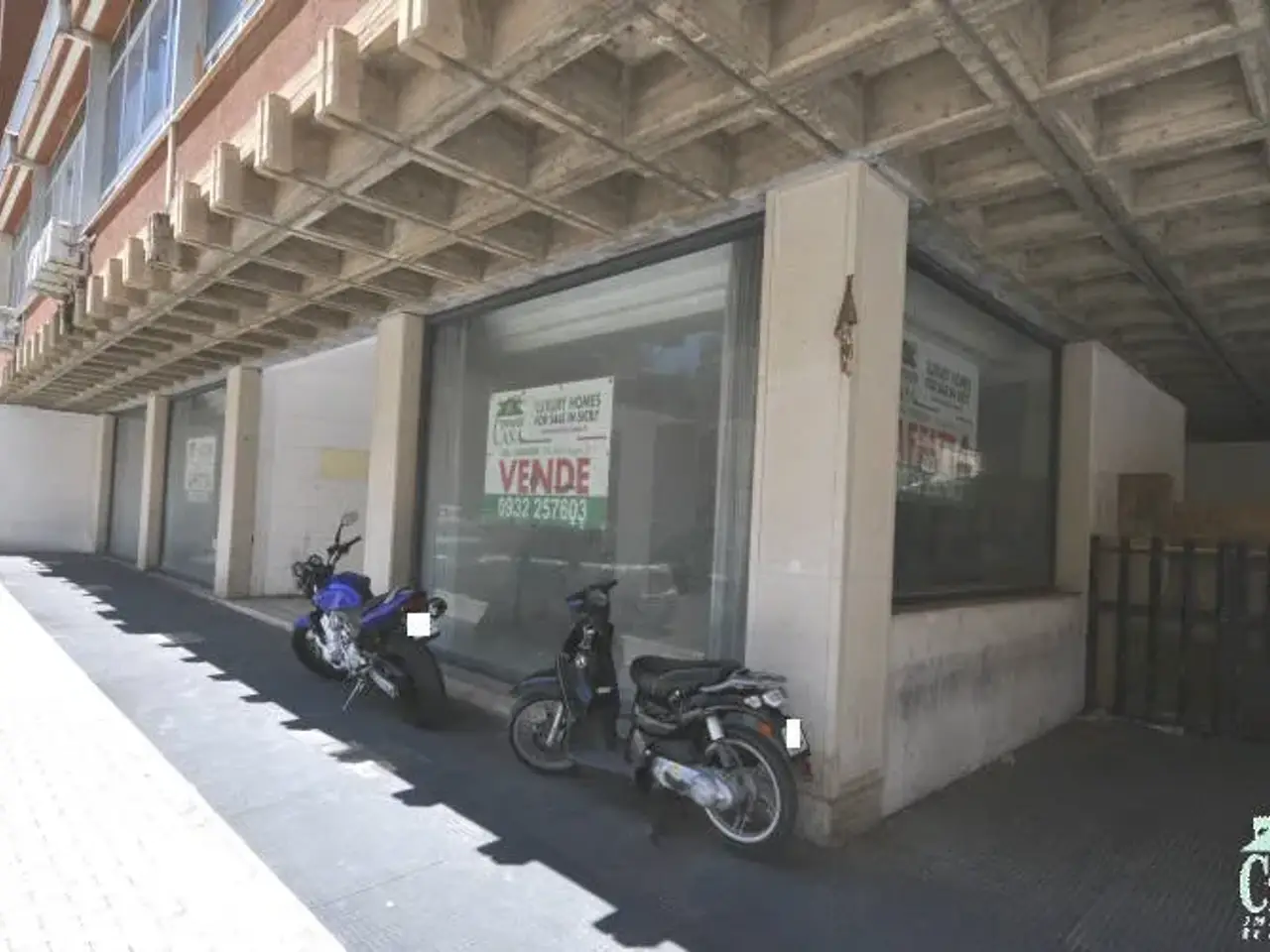 Locale commerciale in Via E. Criscione Lupis, Ragusa, {3} - Foto 2