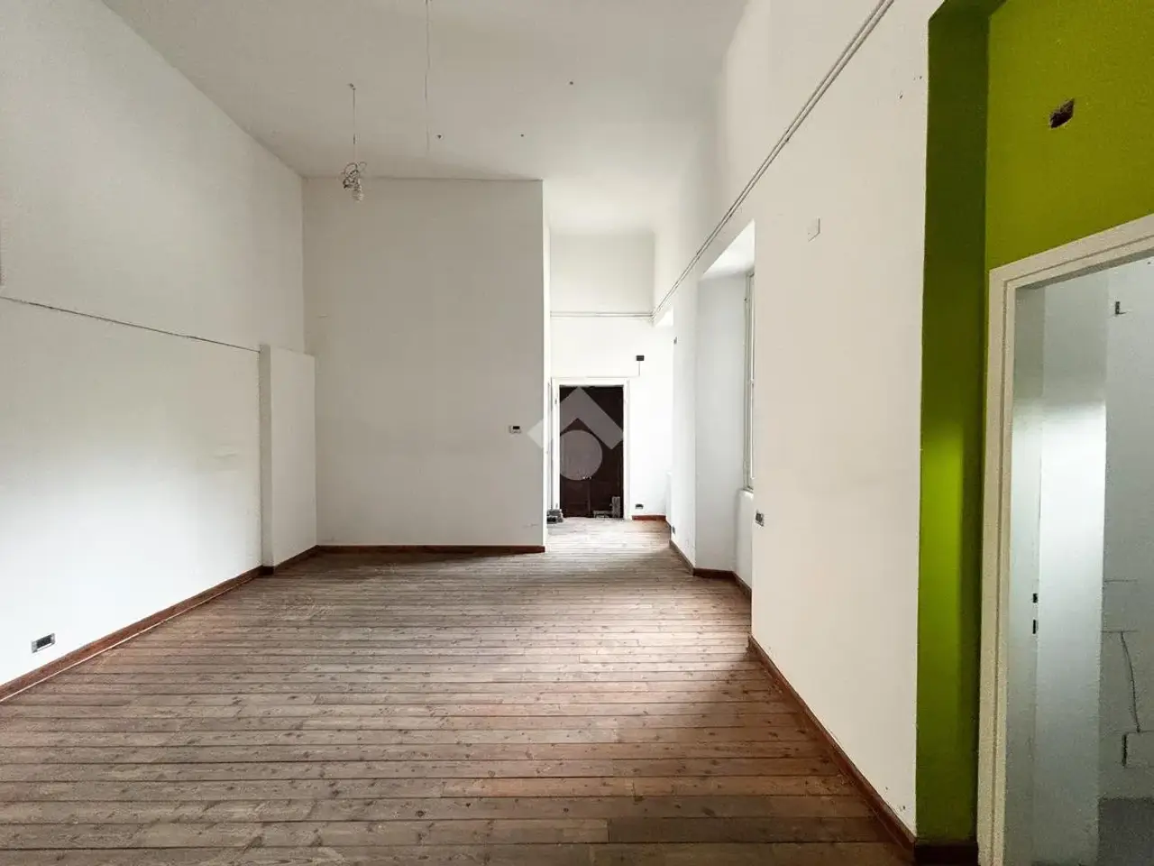 Ufficio in Via Antonio Ghislanzoni 1, Lecco, {3} - Foto 1