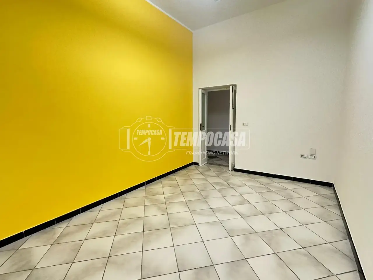Ufficio in Via Monte Santo 23, Cagliari, {3} - Foto 1