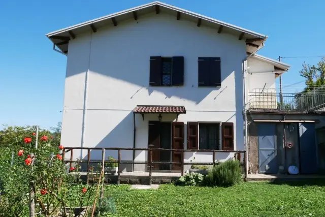 Detached house in Casoni, Castiglione dei Pepoli - Photo 1