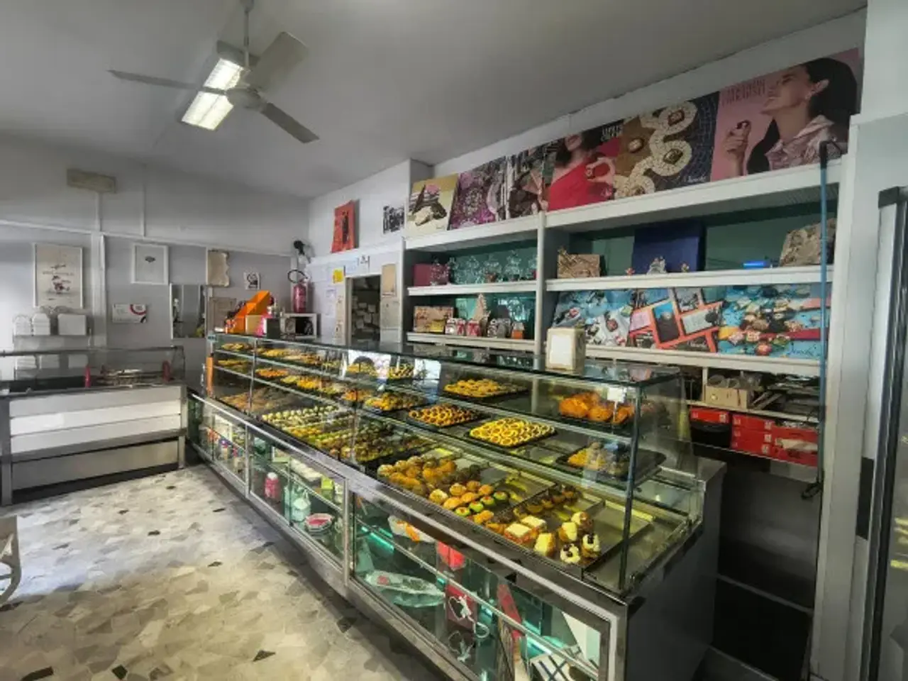 Pasticceria in Via Lattanzio 3, Roma, {3} - Foto 2