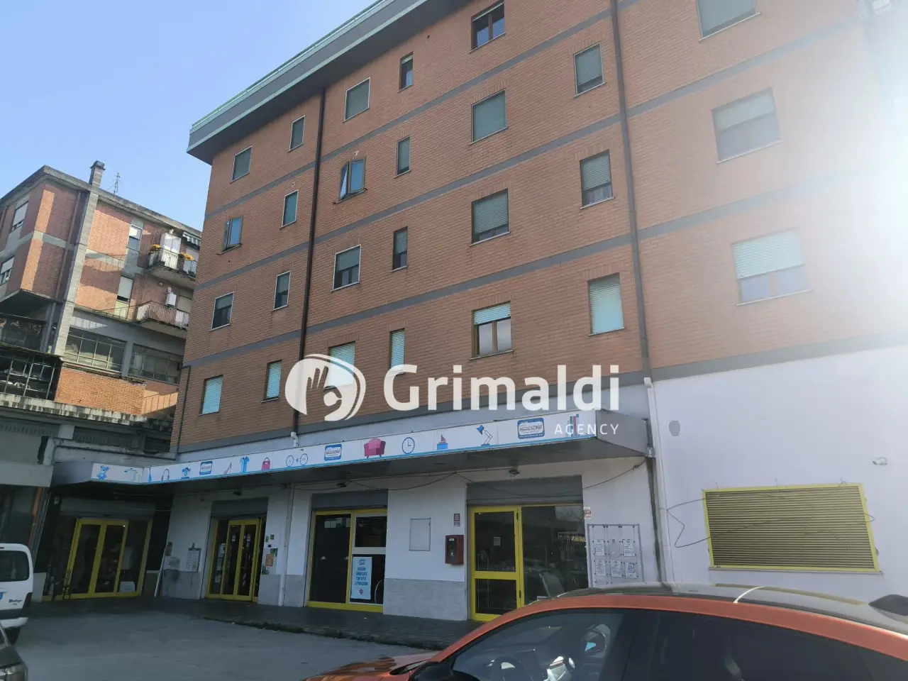 Palazzina commerciale in Via Fontana dell'Oste, Colleferro, {3} - Foto 1