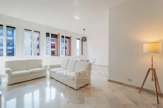 4-room flat in Via San Francesco d'Assisi, Milano - Photo 1