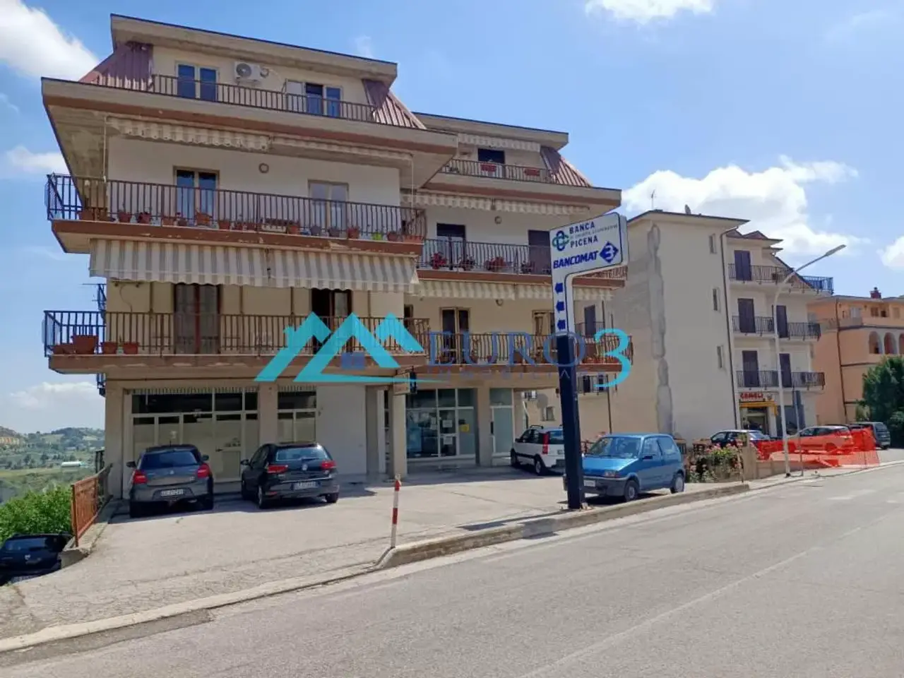 Locale commerciale in Ripaberarda, Castignano, {3} - Foto 1