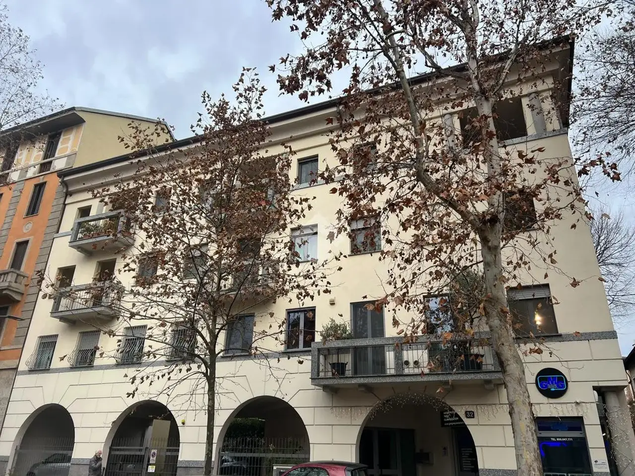 Negozio in Via Vilfredo Pareto 32, Milano, {3} - Foto 1