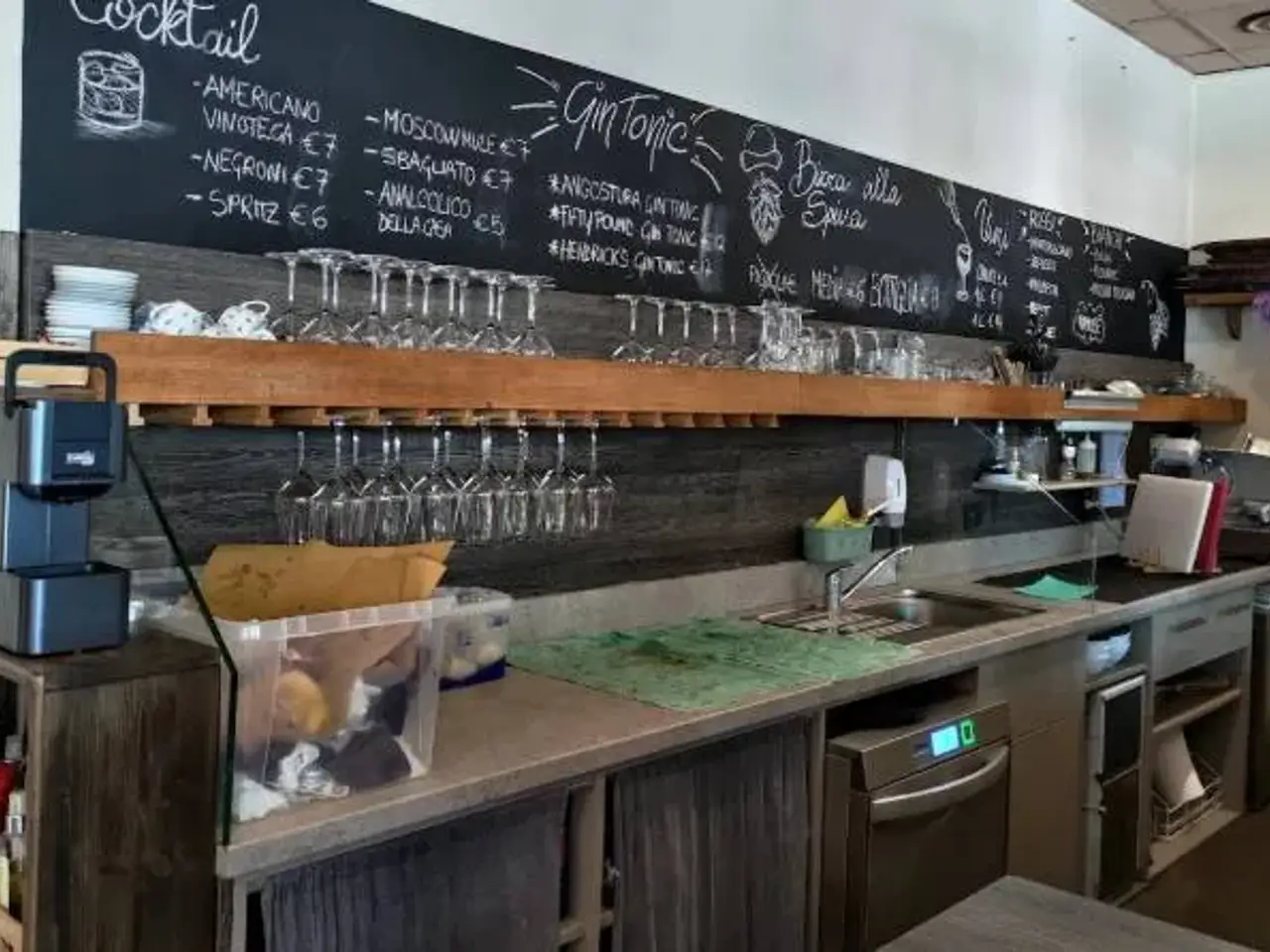 Bar in , Busto Arsizio, {3} - Foto 1