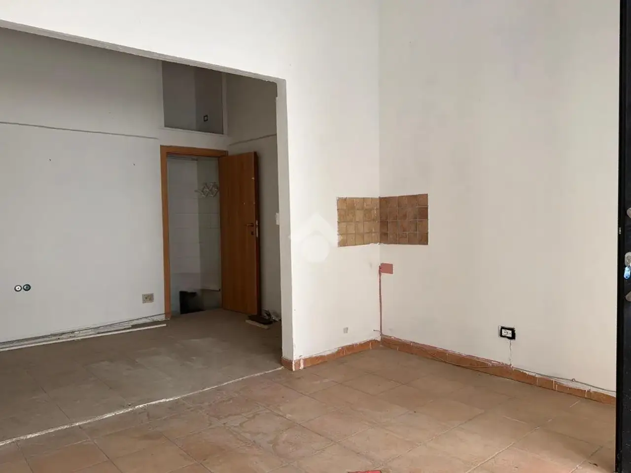 Negozio in Via Cairoli 37, Frascati, {3} - Foto 1
