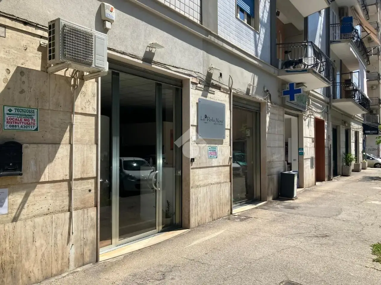 Negozio in Via Michele Marchianò 11, Foggia, {3} - Foto 2