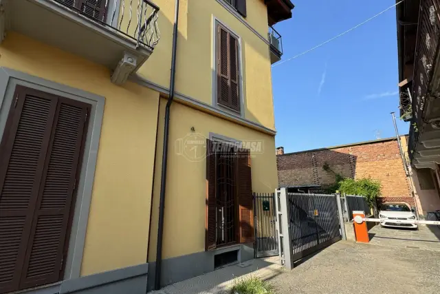 One-room flat in Corso Roma 86, Cologno Monzese - Photo 1