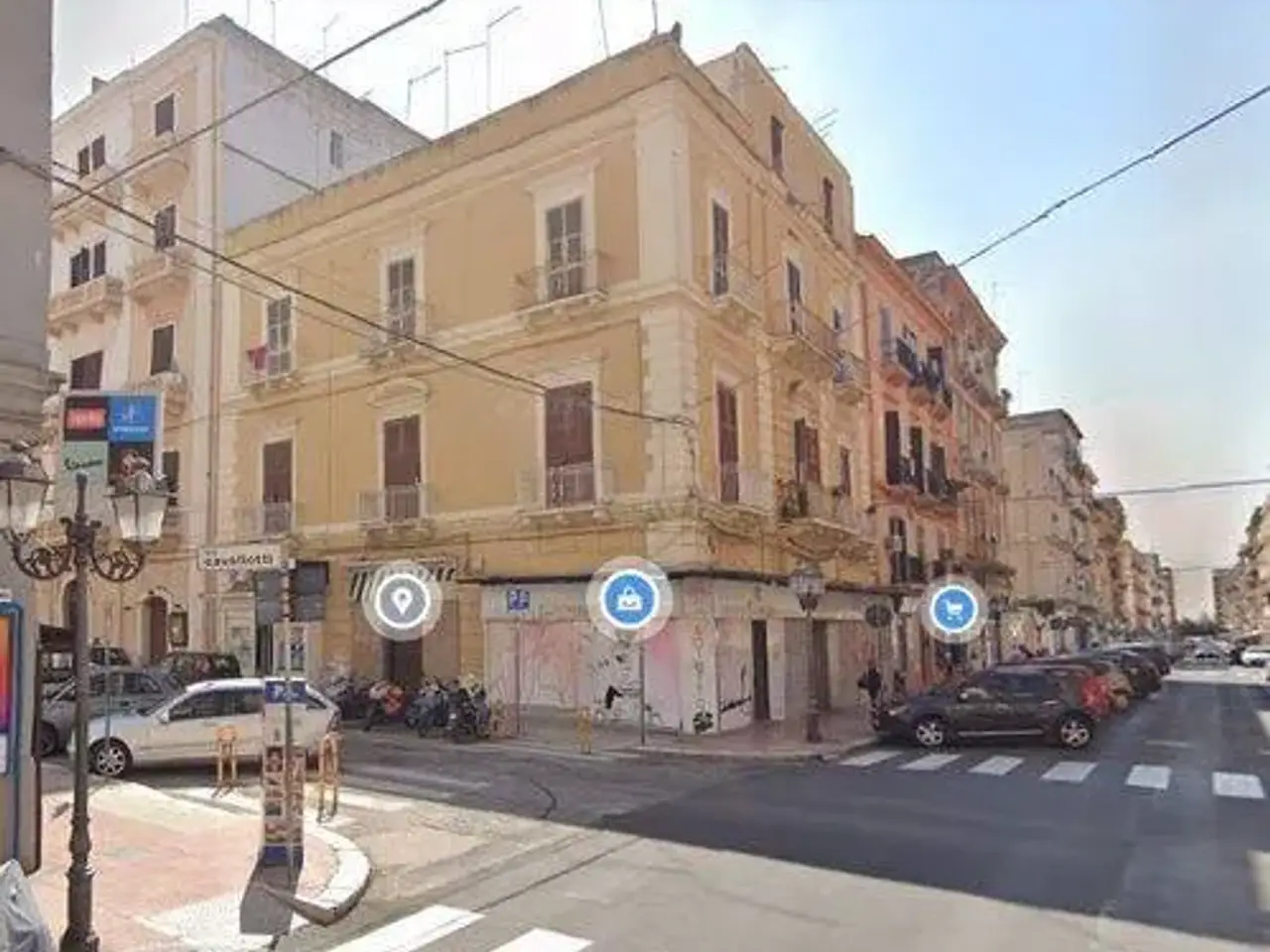 Locale commerciale in Via Cavallotti, Taranto, {3} - Foto 1