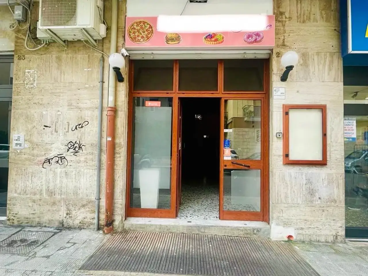 Negozio in Via Cagnazzi, Bari, {3} - Foto 1