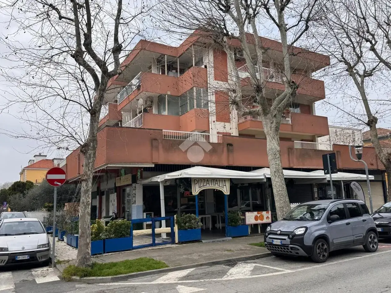 Negozio in Viale Guglielmo Marconi 33, Rimini, {3} - Foto 2