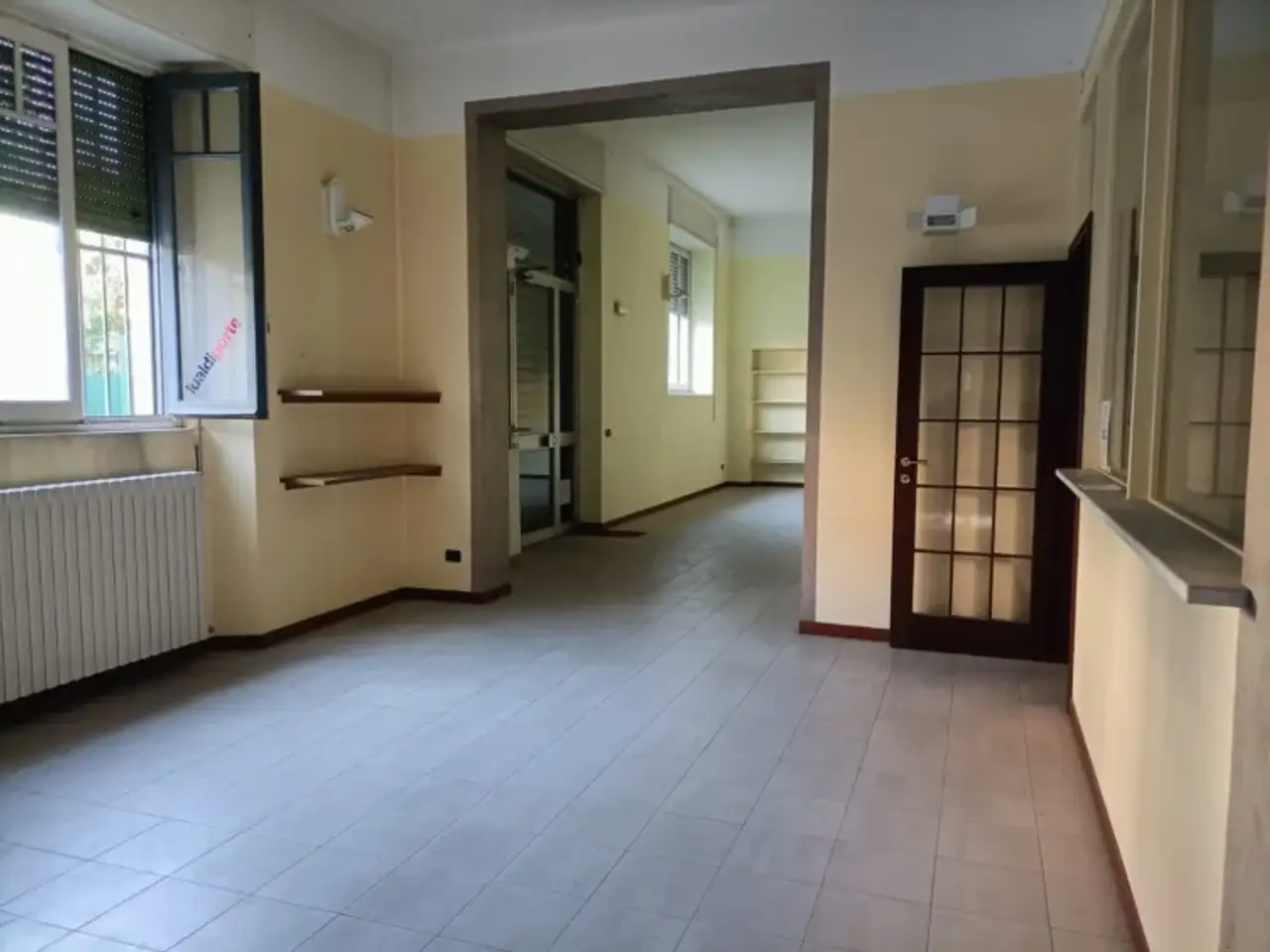 Capannone in Via San Francesco, San Giovanni, Busto Arsizio, Varese, Lombardia, 21052, Italia, Busto Arsizio, {3} - Foto 1